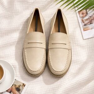 Kayleen penny loafers flats mix toe cream / beige women’s size 8 new